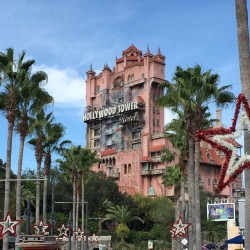 thrillkeeper:  Who loves Tower of Terror? Check out my blogpost about Disney’s Hollywood Studios! #towerofterror #disney #hollywoodstudios #orlando #florida #themepark #waltdisney #wdw #germanblogger #mylife