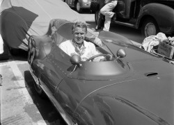 fonrenovatio:  Steve McQueen - Lotus Eleven