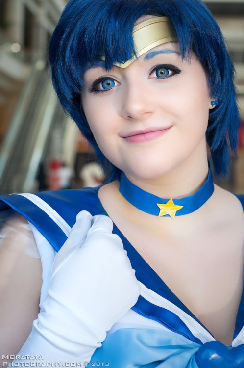 curvyandnerdy:  Exile Fayt as Sailor Mercury http://exilefayt.deviantart.com/ 