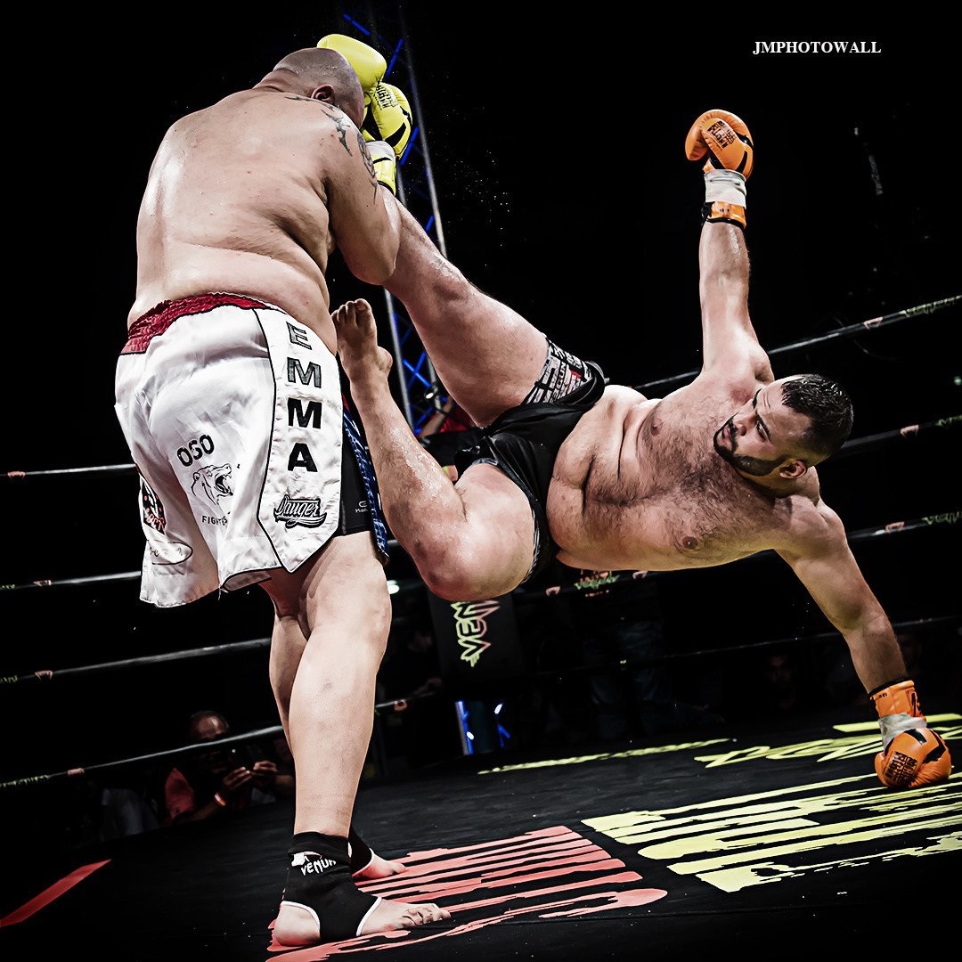 jmphotowall:  Strike-Fight II avec Fabio Pinca Officiel More pics on www.jmphotowall.com