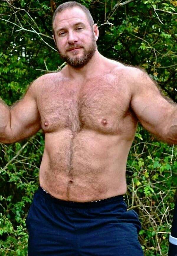 Fur, Tats, Leather and Scruff...