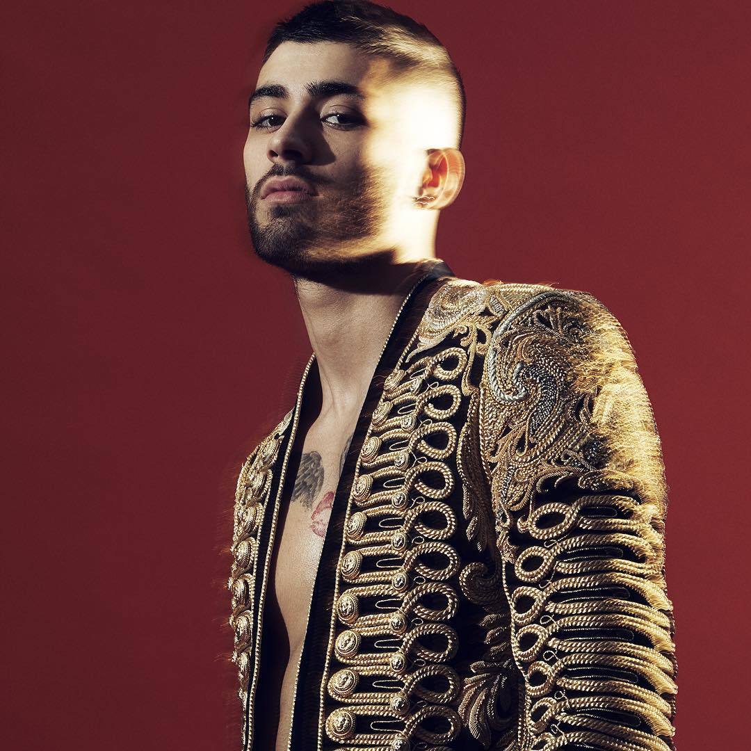 kingzayndaily:    papermagazine: @zayn slays in @balmain for our Summer #SEXY Issue