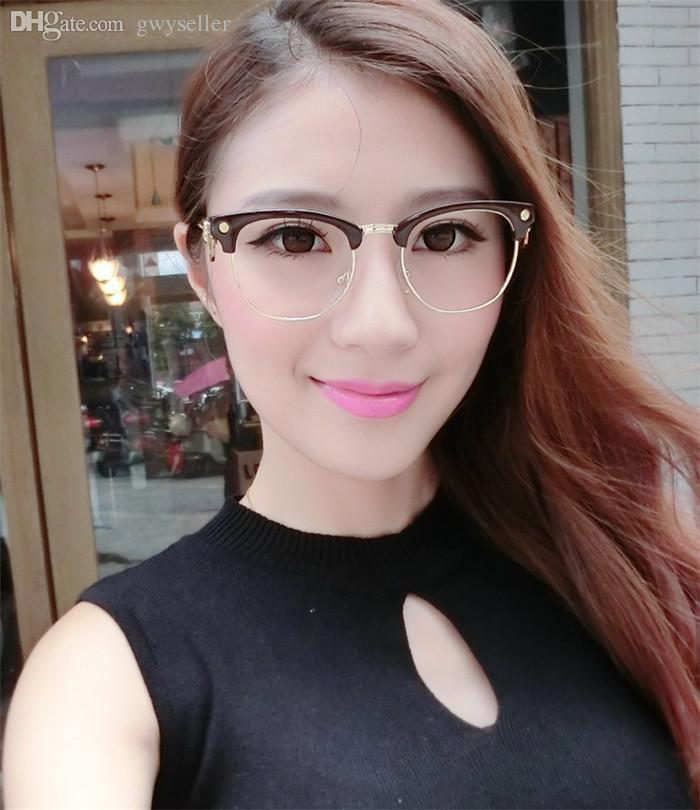 Victoria (18 Photo)