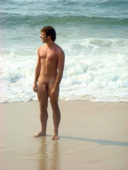 gonakedmagazine:  Explore Male Nudity - meet real male nudists all over the globe! Real nudists, real men, Reviews, Interviews, Photos, Travel, Reader Gallery and much more. gonakedmagazine.com GoNaked Magazine - the digital magazine for male nudists!