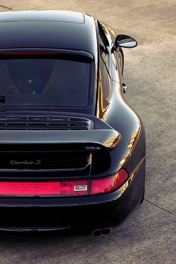 fuckyeahthebetterlife:  1997 Porsche 993TT