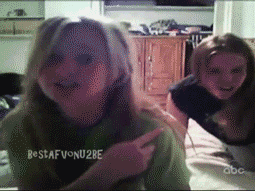 reblog-gif:  funny gifhttp://reblog-gif.tumblr.com/  🎵	 Friends&hellip;..