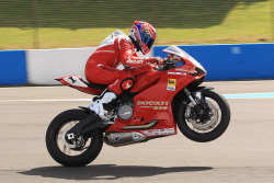 imotorcycle:  Foggy’s Donington Laps Bring Back The Memories —  Carl Fogarty rolled back the years at the Donington Park World Superbike round when he lapped the track to mark the 20th anniversary of the first of his four world championships. Fogarty,