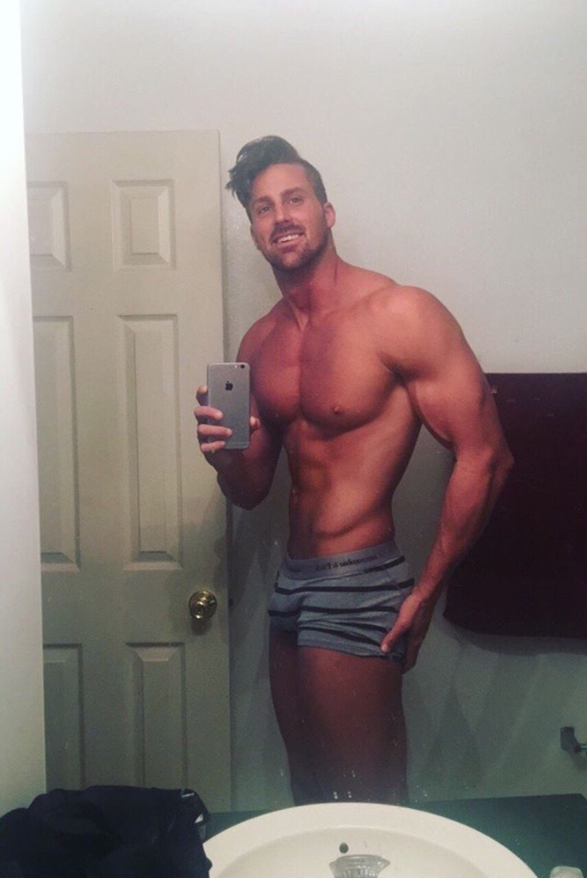 malecelebritys:  John humphrey