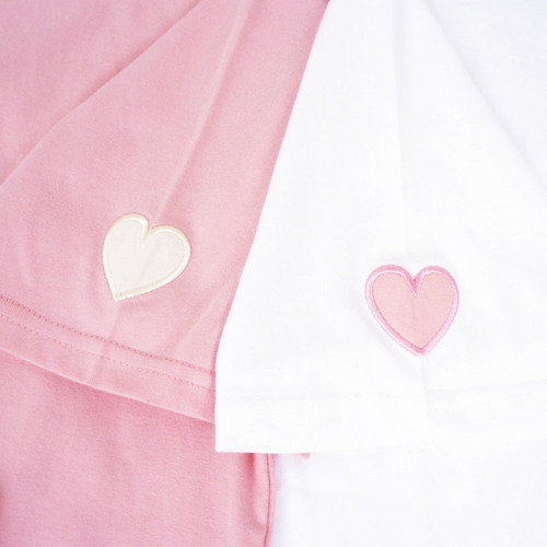 jiseu - - ̗̀   Heart Embroidered Sleeve Tee ($20)   ̖́ -discount...