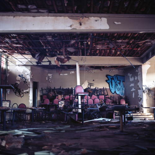 Room Full of Chairs CaliforniaAbandoned WestHasselblad 500c/mKodak Ektar 100iso