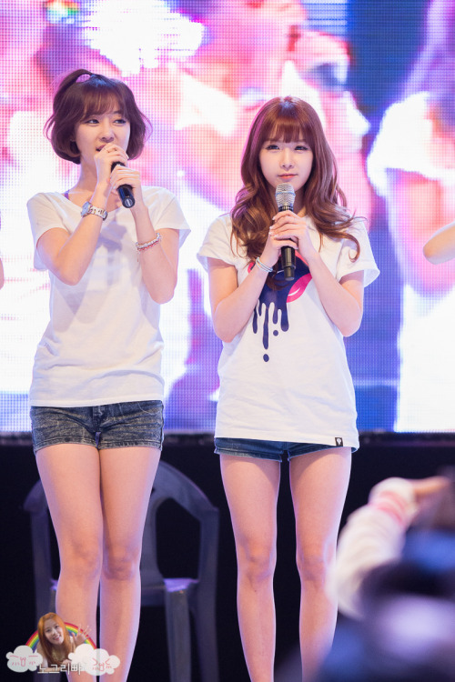 visualglow:05/16 Woo Ri &amp; Hyun Young fantaken @ Sejong University Festival by 