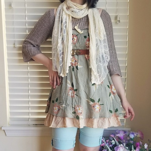 kesstiel - Ended up going with a skirt, but these shorts were cute...