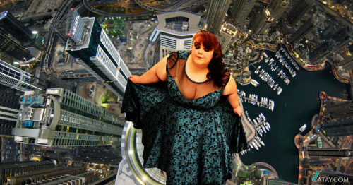 Week #744 – The fat chick has spent the last few weeks scaling the world’s skyscrapers t