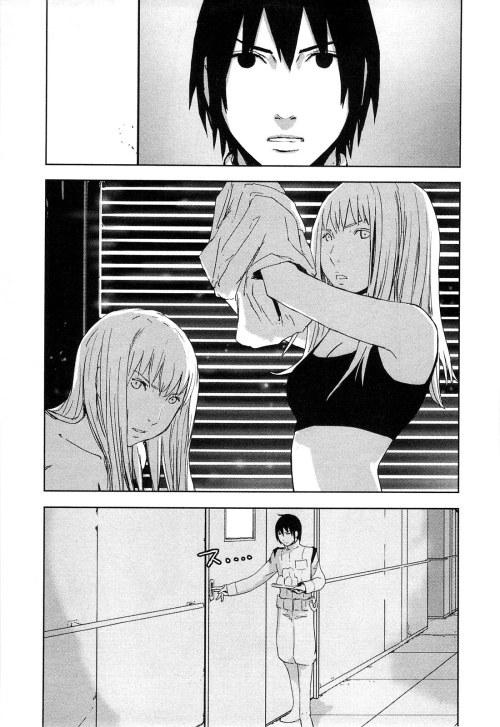 chairtax:  I feel like this brief sequence exemplifies Knights of Sidonia’s biggest strength when it comes to playing with ham-fisted shonen garbage cliche stuff. This scene’s both comic and surreal; it looks like Tanikaze, the main character, practically