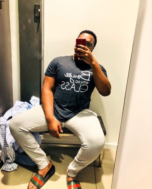 xtrabeefplz: blacknthick: Thick submission!!! Lol still cute…I wonder if he’s grown up 