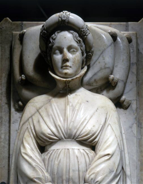Tomb and monument of Ilaria Del Carretto by Jacopo della Quercia, 1408-c. 1413 