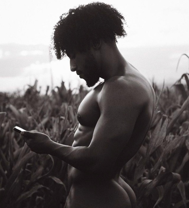 :j e f f ➡️ @jeff.virginioclick, reblog and follow ➡️ Blaqhomme 
