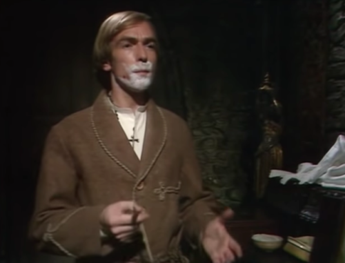 uselesstwinkharker:Dracula Reaction Image Compilation blease add more
