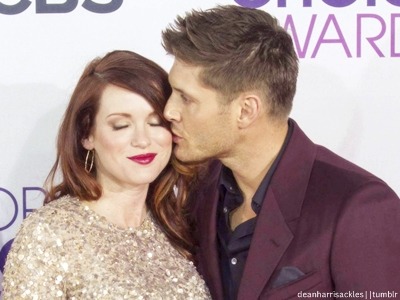 stardustshleb:So love the one you hold and I'll be your goldTo have and to hold, a lover of the ligh