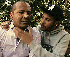 neeymar-jr:  Neymar with his father. 