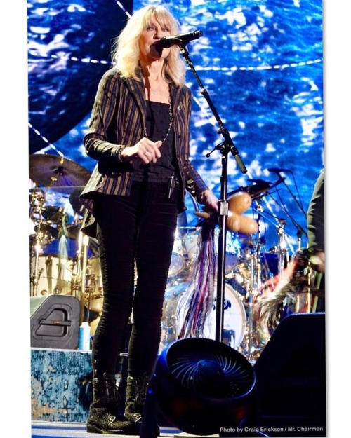 fleetwood-mac-news: Not sure if this was night 1 or 2… but another awesome capture by @craigerickson