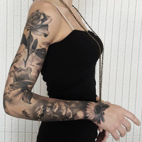 thatattoozone:  Gabriele Pais