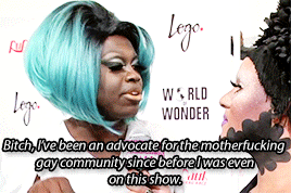 bobthedankmeme:  Bob spilling the T at the finale ± 