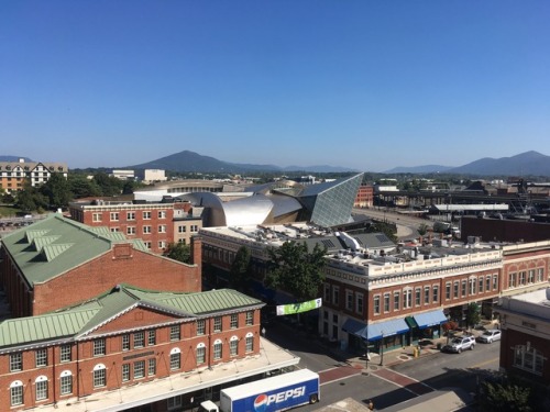 At the end of October, a blue Amtrak train pulled into downtown Roanoke, Virginia, to the sound of a