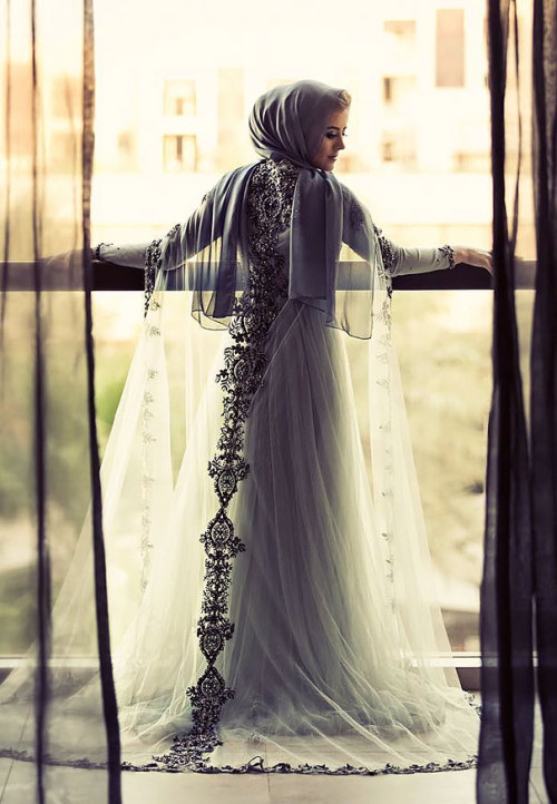 boredpanda:    10  Brides Wearing Hijabs On Their Big Day Look Absolutely Stunning   