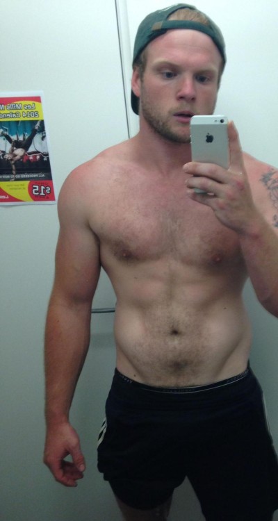 rts-ratethestraightblog:  Rate Joseph here with 25 likes/reblogs if you want to see him rated and hard ;) For more content follow twitter @Ratethestraight or xhamster http://xhamster.com/user/RSTratethestraight  Rated and very hard 😉 