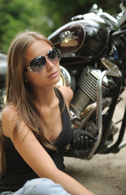 hot-biker-girls: Biker Girl