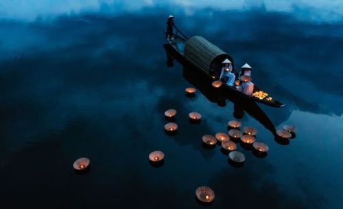 Top Shot: Lights in the CloudsTop Shot features the photo with the most votes from the previous da