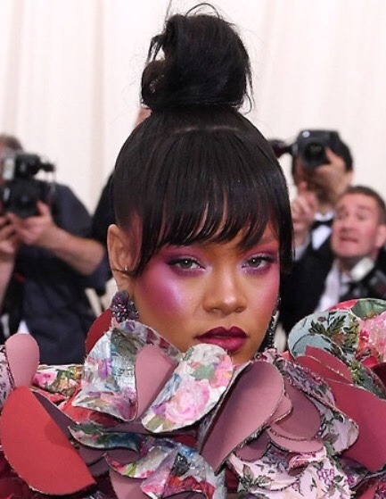 bigfootjpg:I want to find out later that this makeup is made of rubies crushed to