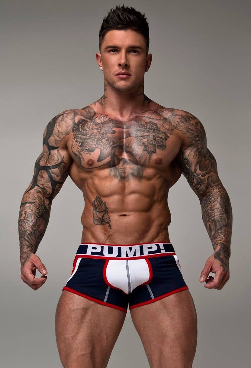 boys-muscles-cocks:  Do you like Muscles, Boys and cocks ? follow http://boys-muscles-cocks.tumblr.com