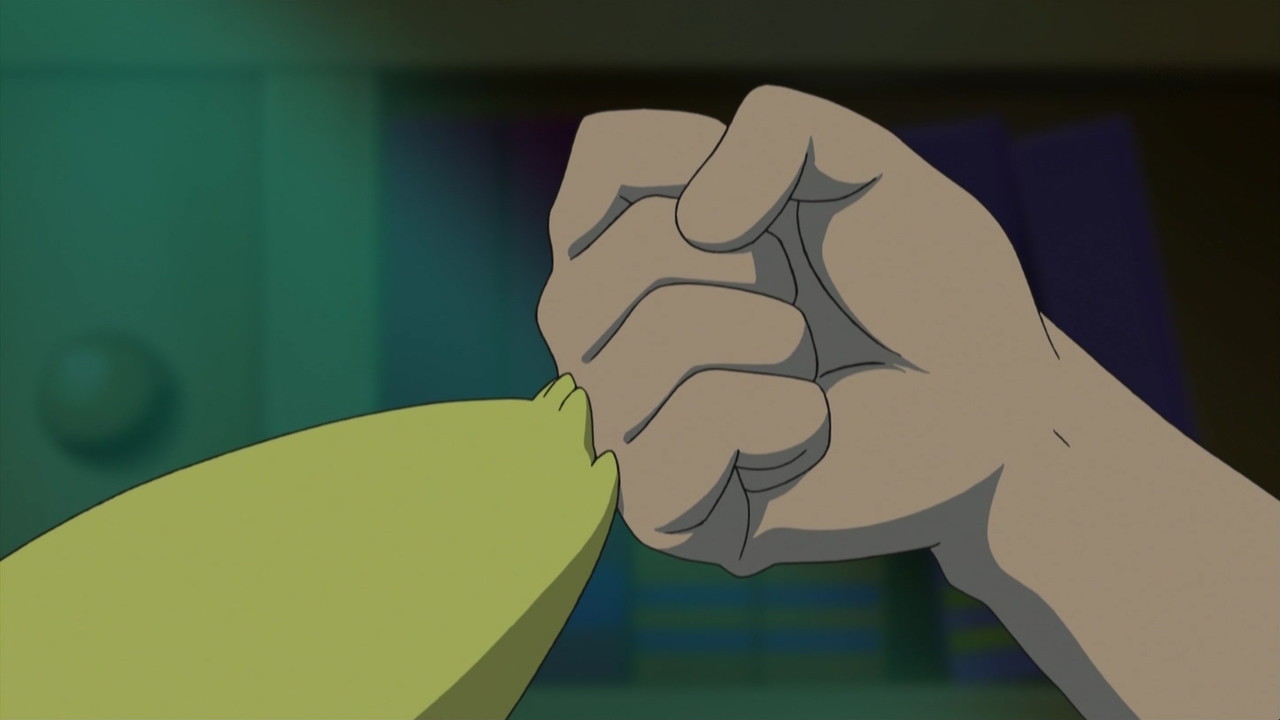therandominmyhead:  If you don’t think Ash and Pikachu’s brofist and Ash’s