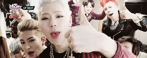 junhyungxx:  IT’S BEEN SO LONG SINCE WE’VE SEEN THESE DUMB FACES IN THE WAITING ROOM♥ 