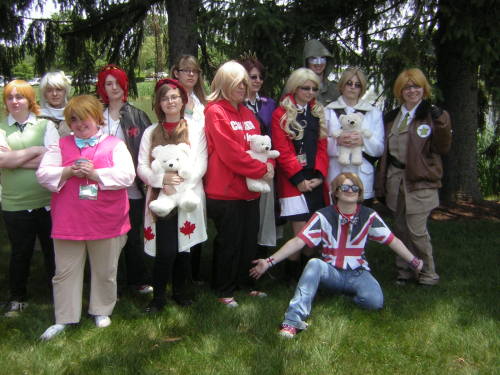 AnimeNEXT ‘13 Sunday Hetalia Shoot part 1Chibitalia/ Holy Rome AlliesAxisthe Japan is king-i-a