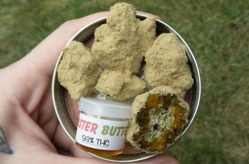 weedzvibez:Would smoke all that !