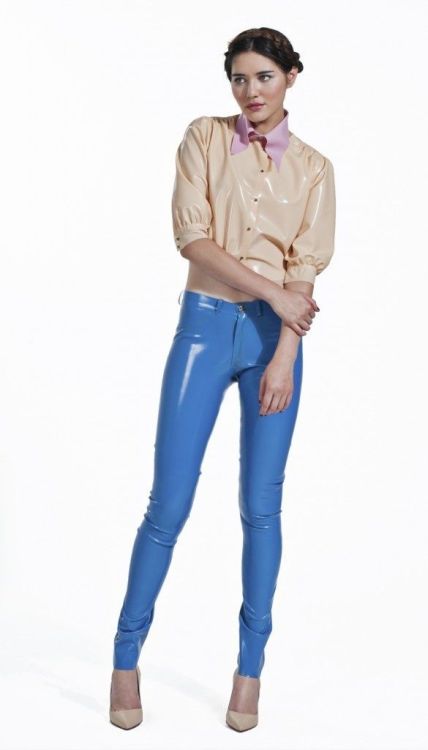 sexy-in-leggings:  Leggings