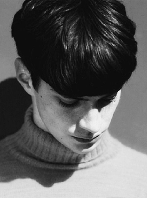 gosmoke:  Matthew Bell | ph. Cecilie Harris | Fashion156 