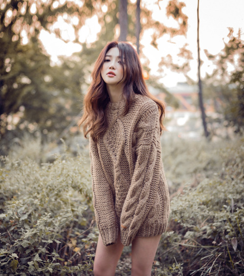 korean-dreams-girls: Sung Kyung - October 21, 2015 Set