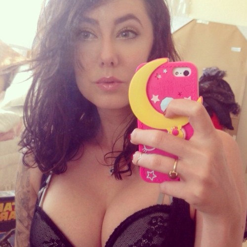 selfshotmag:  @bobsuicide Up and at them! adult photos