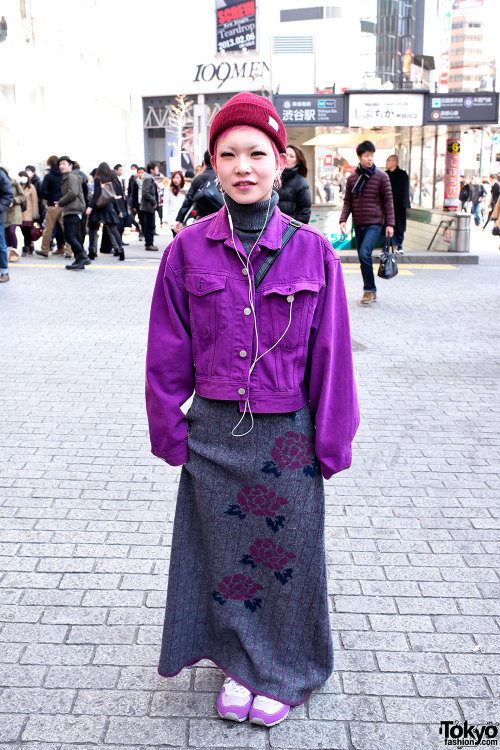 Pink hair, purple fashion &amp; piercings in Shibuya.