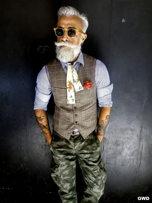fashionforblokes:  gmenweardaily:  Mr. Alessandro Manfrediniph. Charleysoon the full set on GWDGWD |Gentlemen’s |Wear |DailyYour daily inspiration reference for mens style and elegance    Love this guys eclectic dress sense. Fantastic! With the right