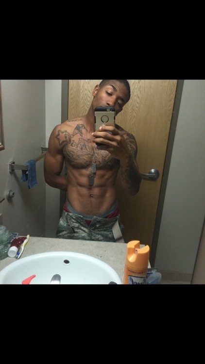 debonairgotjuice:  Dear Gawd🙏🏾