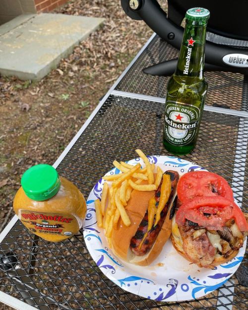 Man, I gourmet(d) the shit out of this burger. Custom blend of meats, with some black truffle oil mi