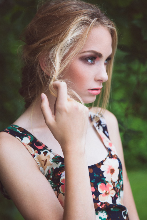positivelynoteworthy:  Helen (via Grant Mills)