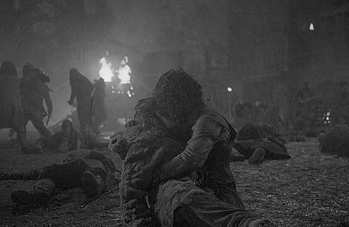 a-golden-crown:  Game of Thrones: Jon &amp; Ygritte - first &amp; last appearance