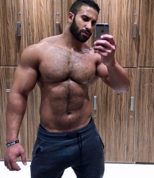 papabearscum:A perfect Daddy