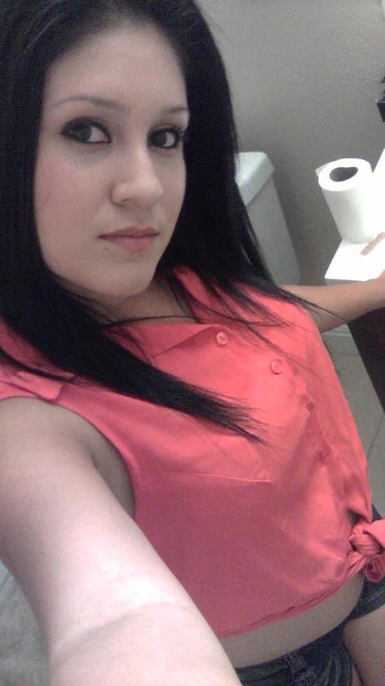 swutexpowsa:  Yazmin Facio and hot Santa Ana slut Please reblog!